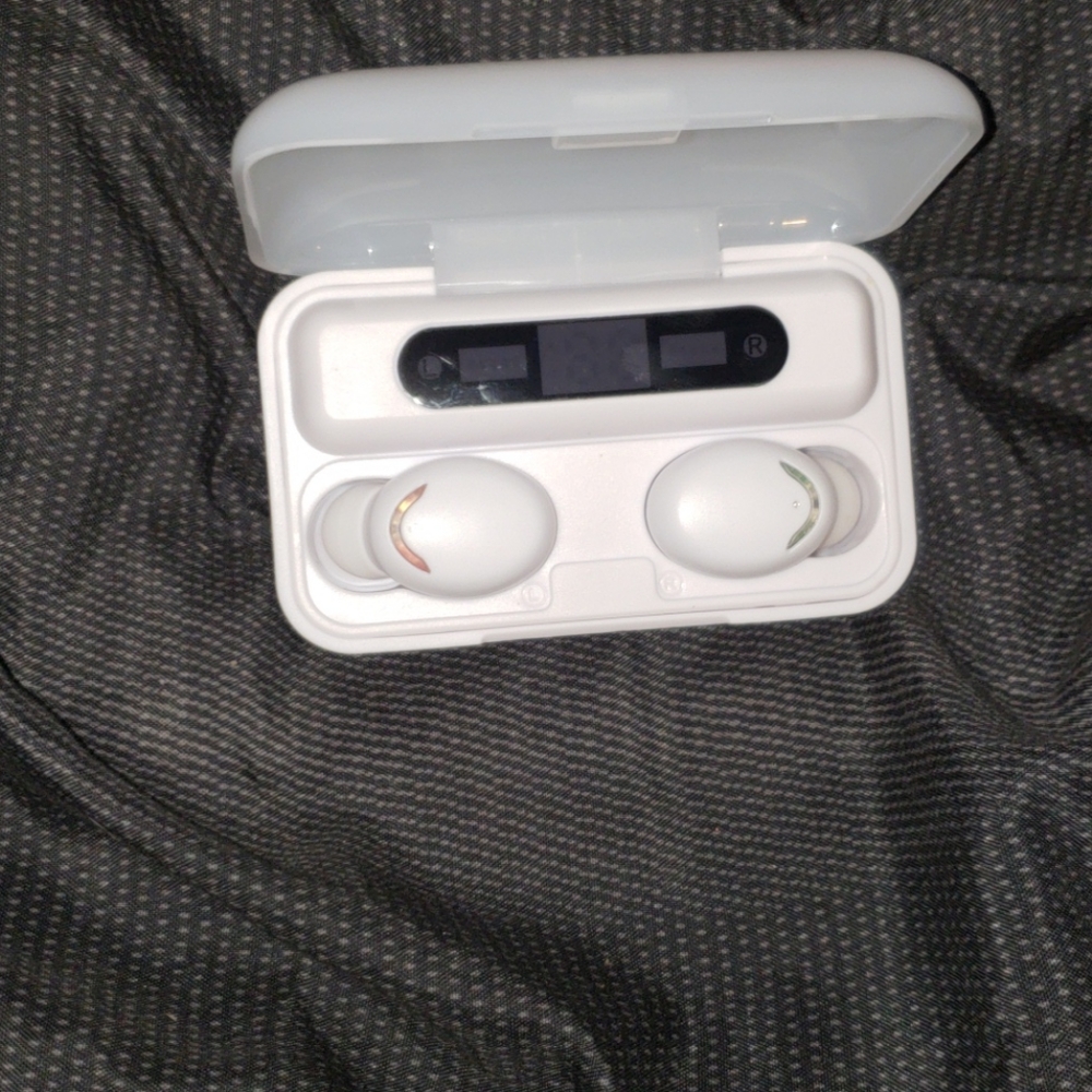 Wireless headphones